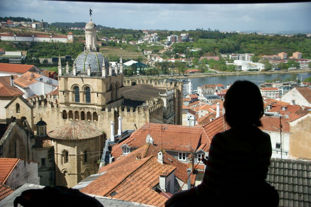 Canta y adormece tu&nbsp;abismo.