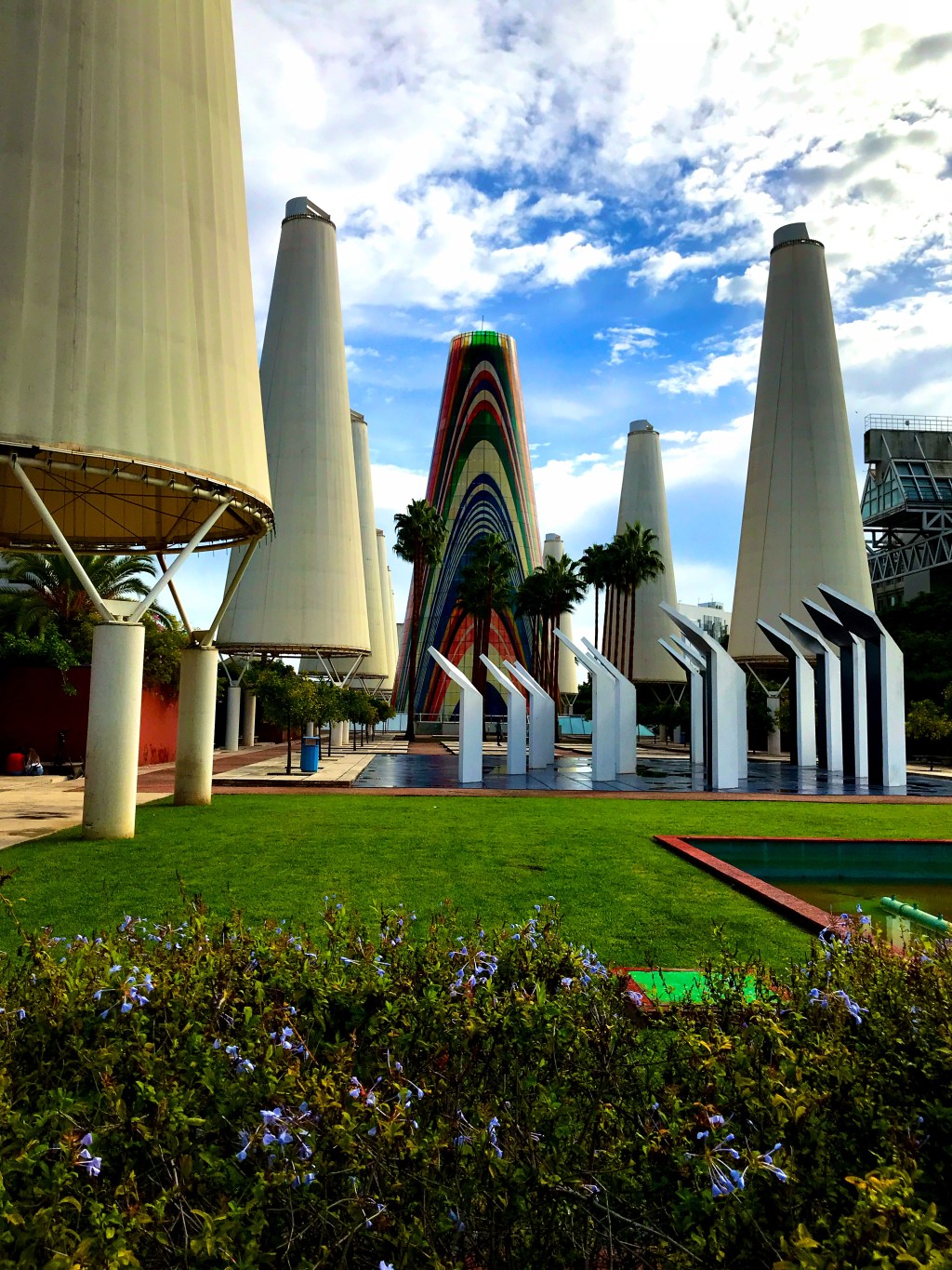 Es menos reprobable que un joven no piense que va a envejecer, qué un viejo no se acuerde que una vez fue joven.