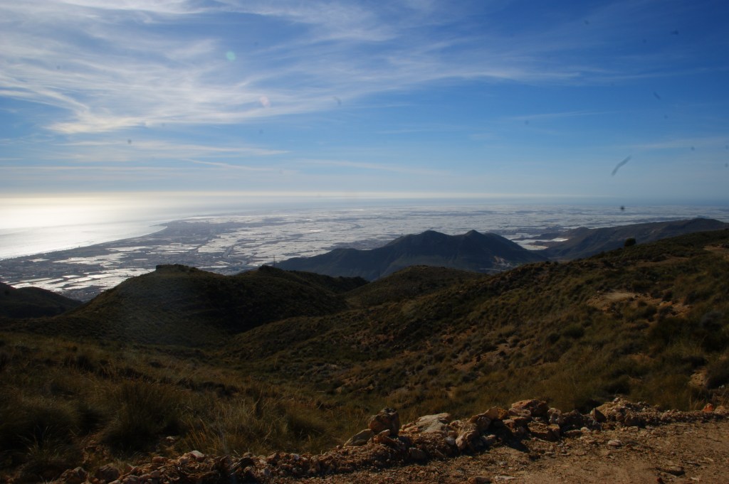 Así es como el mundo se acaba                   No como una explosión si no como un gemido (T.S. Eliot en el poema los hombres&nbsp;huecos).